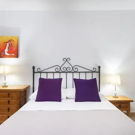 Comfy Altemar-3 By Interhome 公寓 *